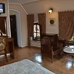 Boutique Boris Palace & Restaurant 4*