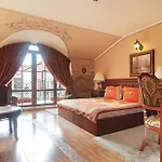 Boutique Boris Palace & Restaurant 4*