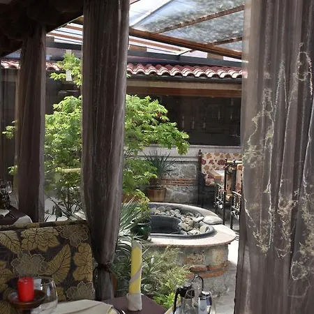 Boutique Boris Palace & Restaurant Hotel Plowdiw