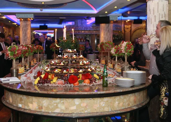 鲍里斯宫殿及餐厅精品酒店 普罗夫迪夫