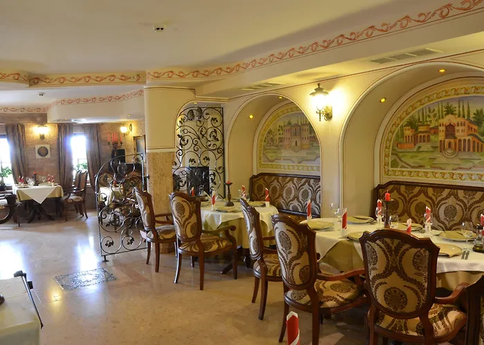 鲍里斯宫殿及餐厅精品酒店 酒店