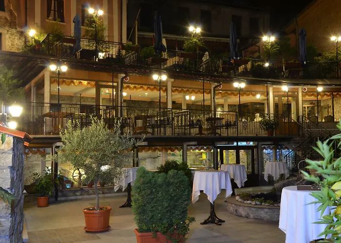 酒店 鲍里斯宫殿及餐厅精品酒店 4*