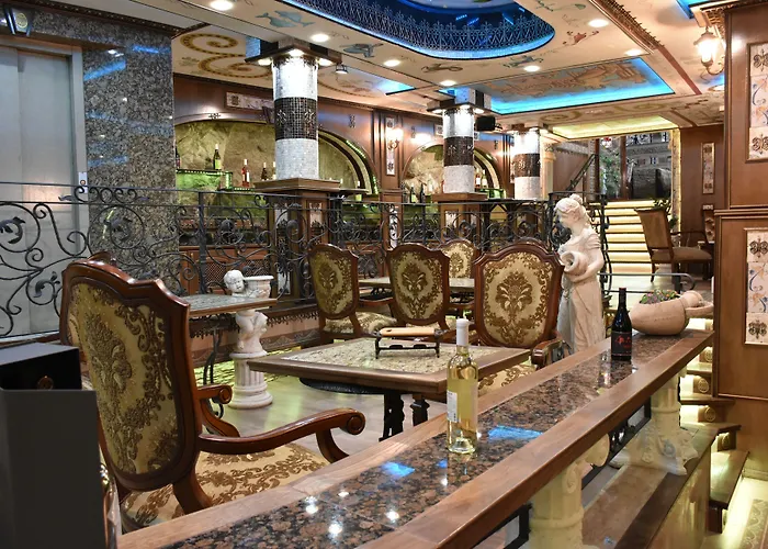 酒店 鲍里斯宫殿及餐厅精品酒店 4*