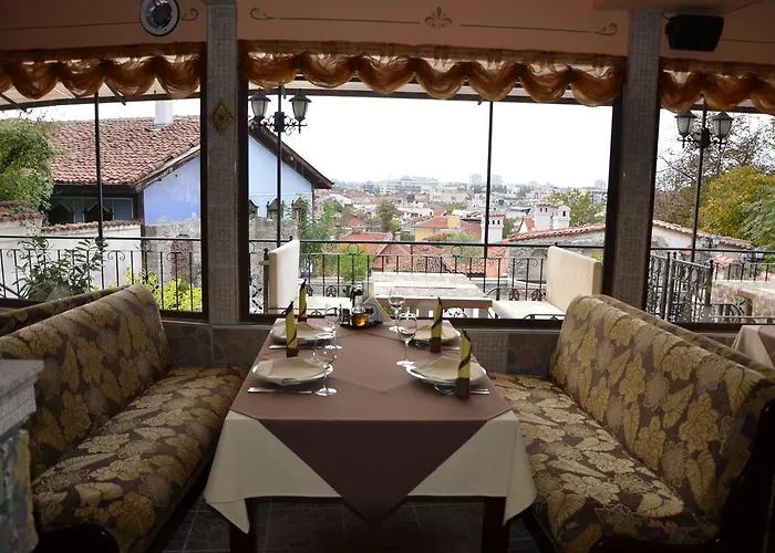 鲍里斯宫殿及餐厅精品酒店 酒店 4*