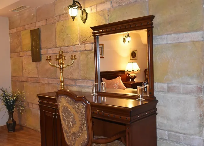 鲍里斯宫殿及餐厅精品酒店 普罗夫迪夫