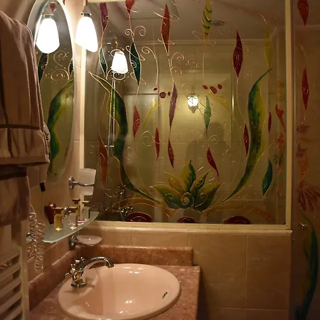 Boutique Boris Palace & Restaurant 4*