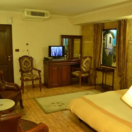 Boutique Boris Palace & Restaurant Hotel 4*