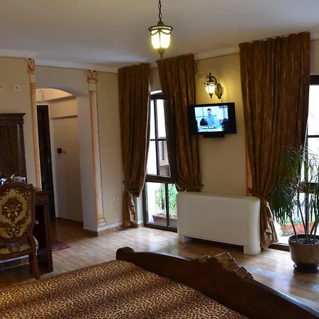 Boutique Boris Palace & Restaurant Hotel