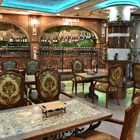 Hotel Boutique Boris Palace & Restaurant 4*