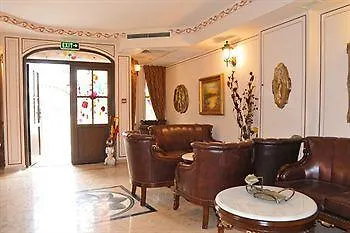 Boutique Boris Palace & Restaurant Hotel