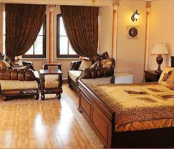 Hotel Boutique Boris Palace & Restaurant