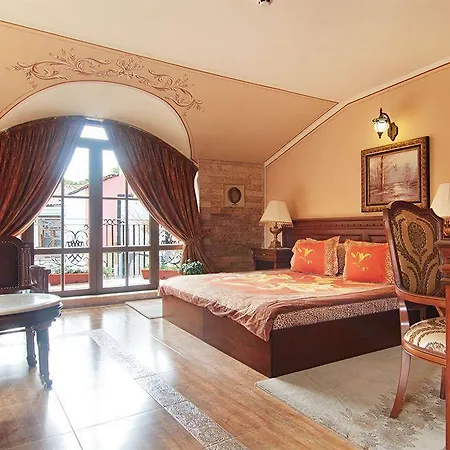 бутиков и ресторант борис палас 4*
